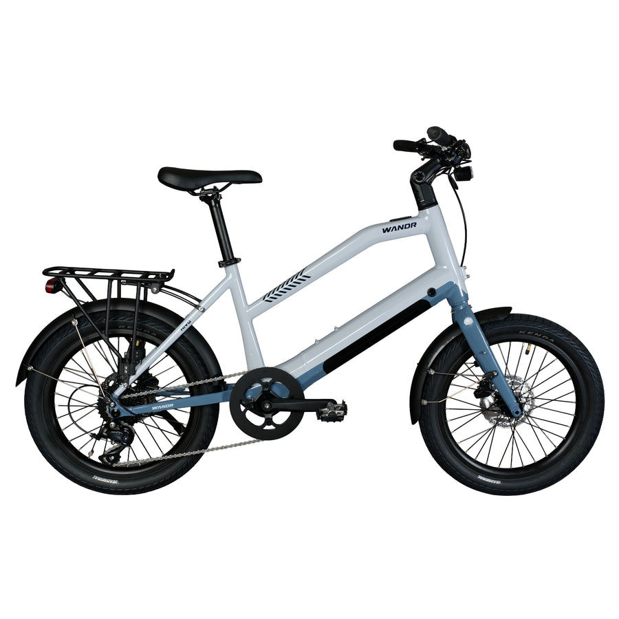 Wandr Nivo in Glacier Blue